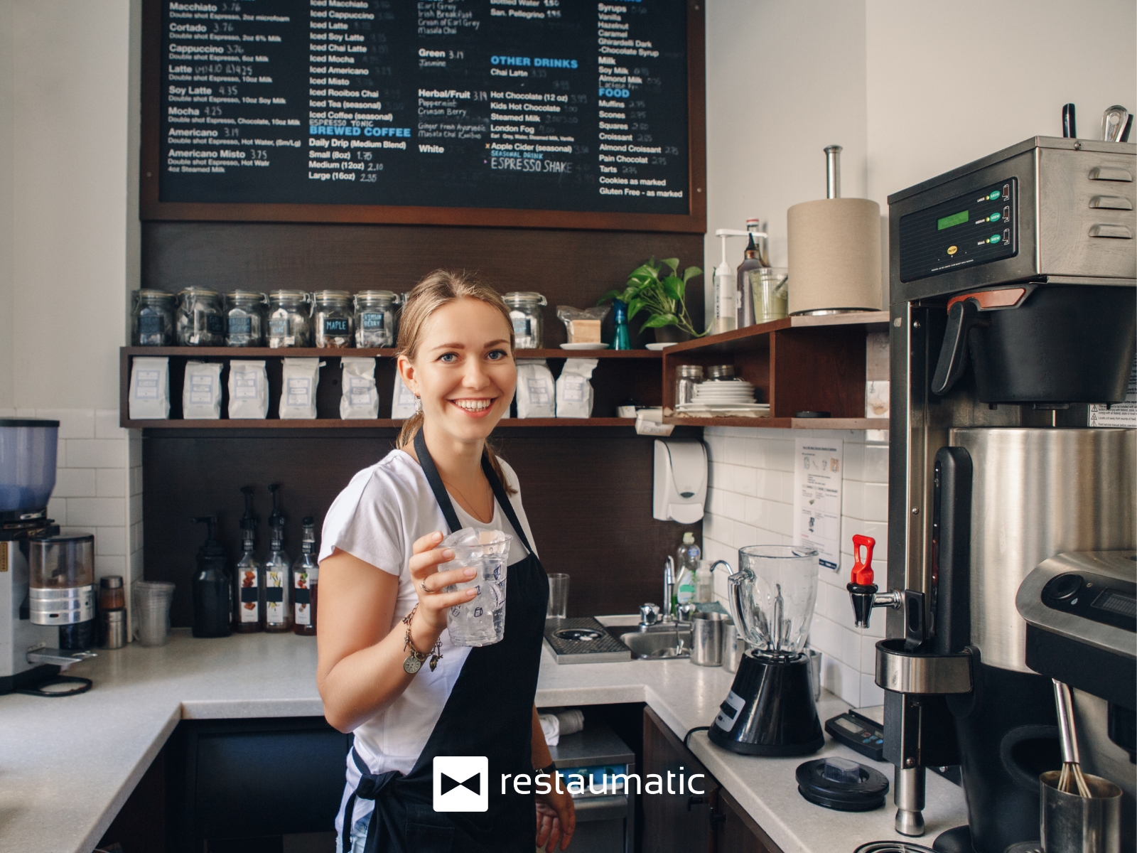 System POS dla kawiarni – jak wybrać oprogramowanie, które naprawdę ułatwi Ci pracę?