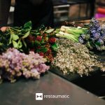 Jak stworzyć stronę internetową dla kwiaciarni, która realnie wspiera sprzedaż?