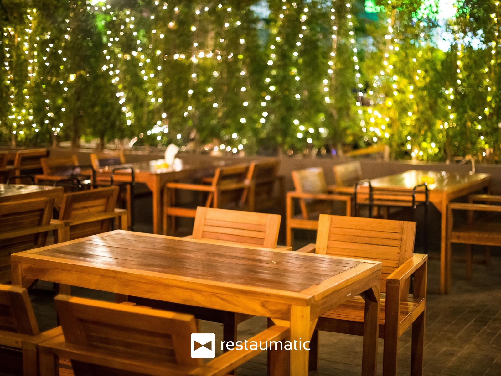 Ogródki gastronomiczne: przewodnik po zasadach i formalnościach